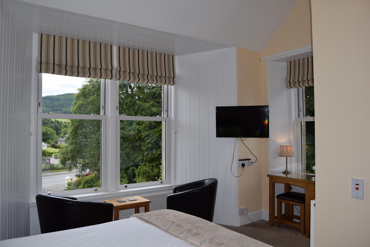Willows Bed & Breakfast Пітлохрі Екстер'єр фото
